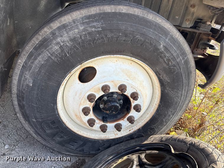 image for item FB8696 2010 International DuraStar 4400 utility / service truck