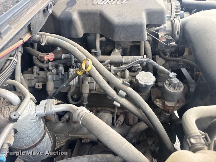 image for item FB8697 2000 Chevrolet Suburban 2500 SUV