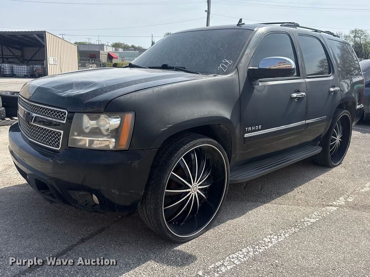 image for item FB8698 2010 Chevrolet Tahoe SUV