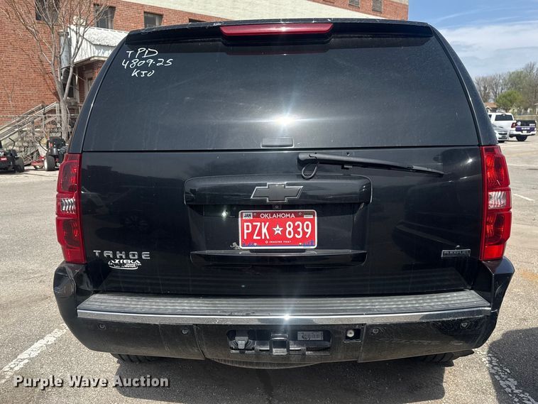 image for item FB8698 2010 Chevrolet Tahoe SUV