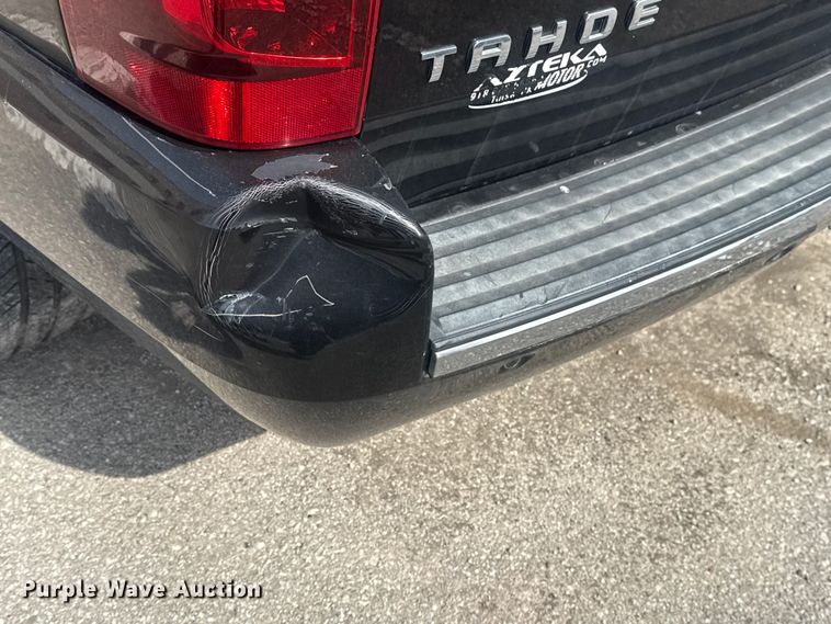 image for item FB8698 2010 Chevrolet Tahoe SUV