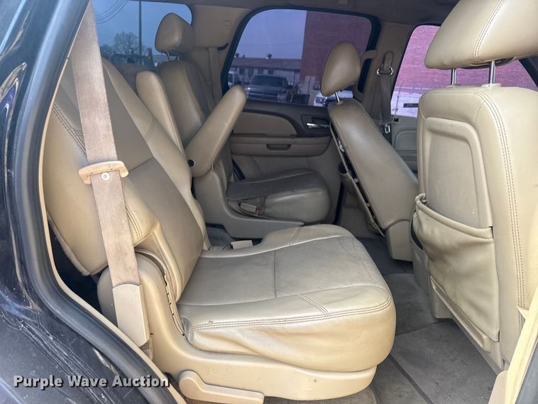 image for item FB8698 2010 Chevrolet Tahoe SUV