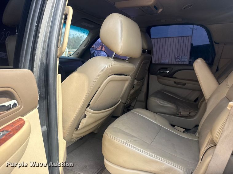 image for item FB8698 2010 Chevrolet Tahoe SUV