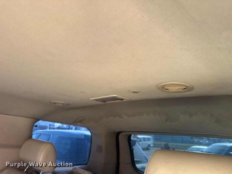 image for item FB8698 2010 Chevrolet Tahoe SUV