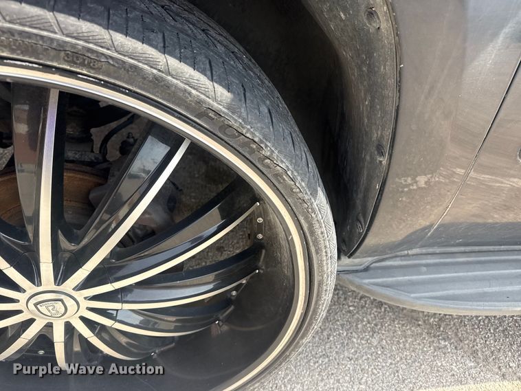 image for item FB8698 2010 Chevrolet Tahoe SUV