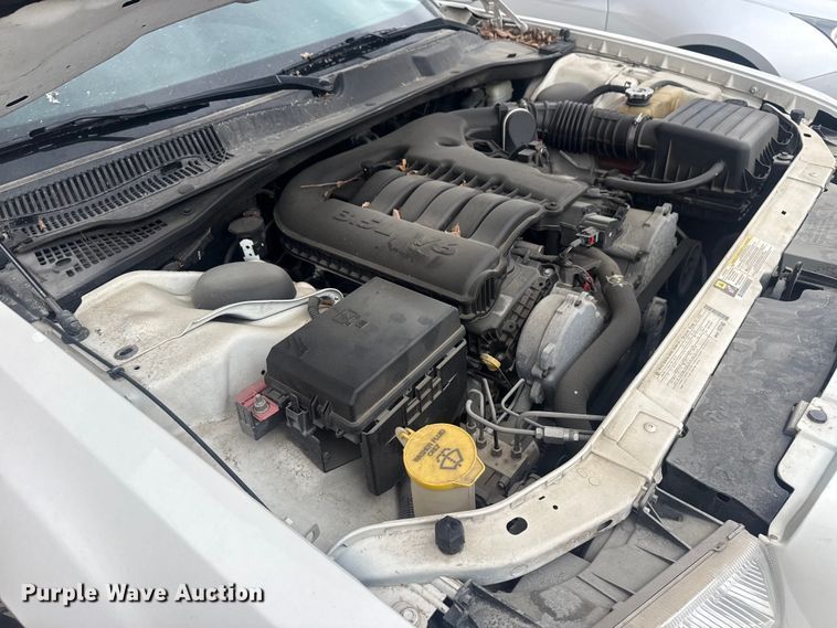 image for item FB8699 2010 Chrysler 300 