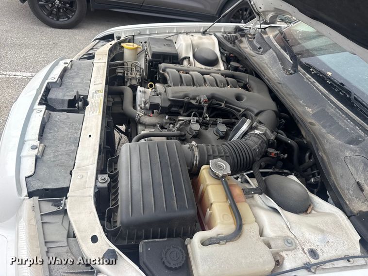 image for item FB8699 2010 Chrysler 300 