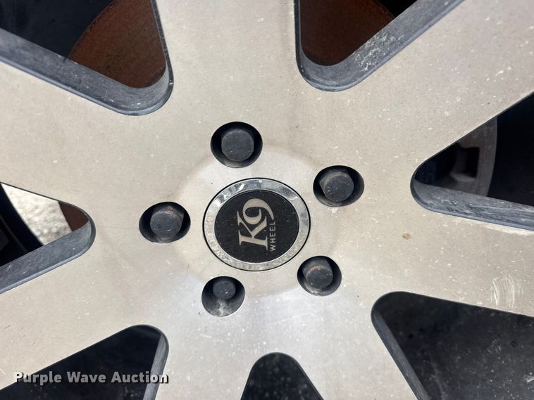 image for item FB8699 2010 Chrysler 300 