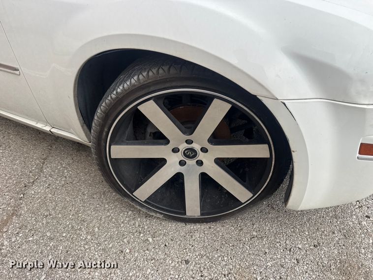 image for item FB8699 2010 Chrysler 300 