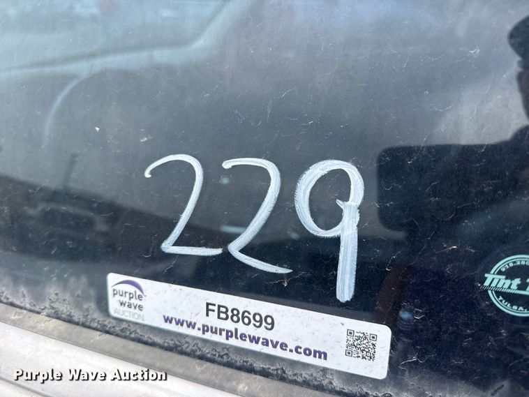 image for item FB8699 2010 Chrysler 300 