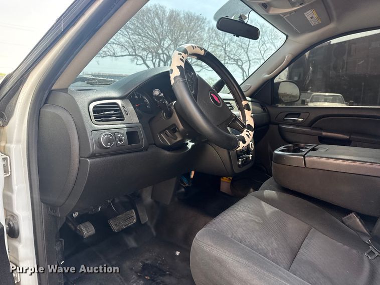 image for item FB8700 2014 Chevrolet Tahoe SUV