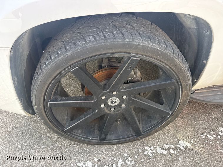 image for item FB8700 2014 Chevrolet Tahoe SUV