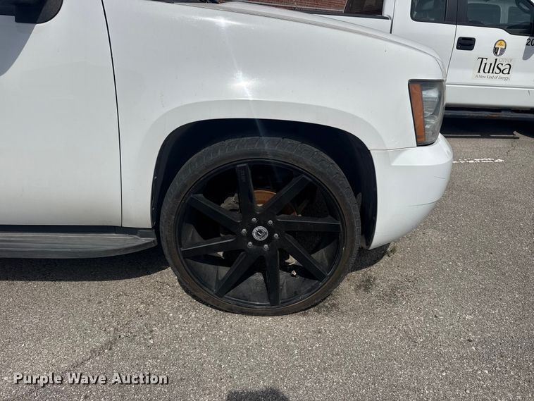 image for item FB8700 2014 Chevrolet Tahoe SUV