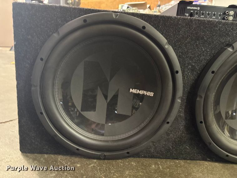image for item FB8704 Memphis Audio SE2000.1DF amplifier