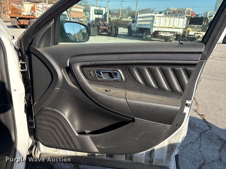 image for item FB8709 2014 Ford Taurus Police Interceptor 