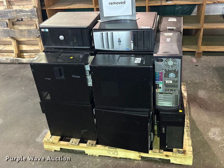 image for item FB8713 Approximately 25 CPUs