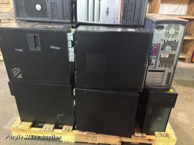 image for item FB8713 Approximately 25 CPUs