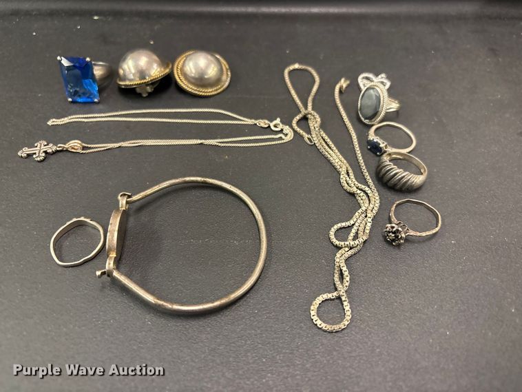 image for item FB8723 Silver jewelry