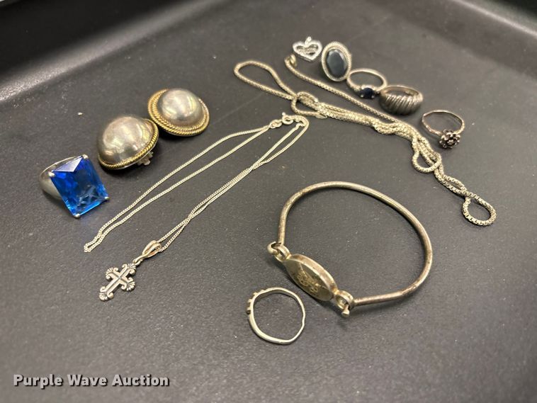 image for item FB8723 Silver jewelry