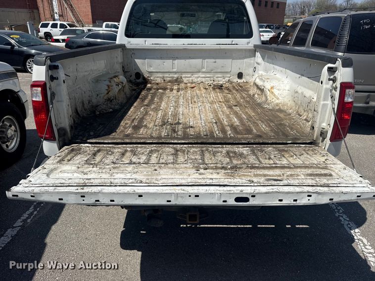 image for item FB8726 2008 Ford F250 Super Duty Ext. Cab pickup truck