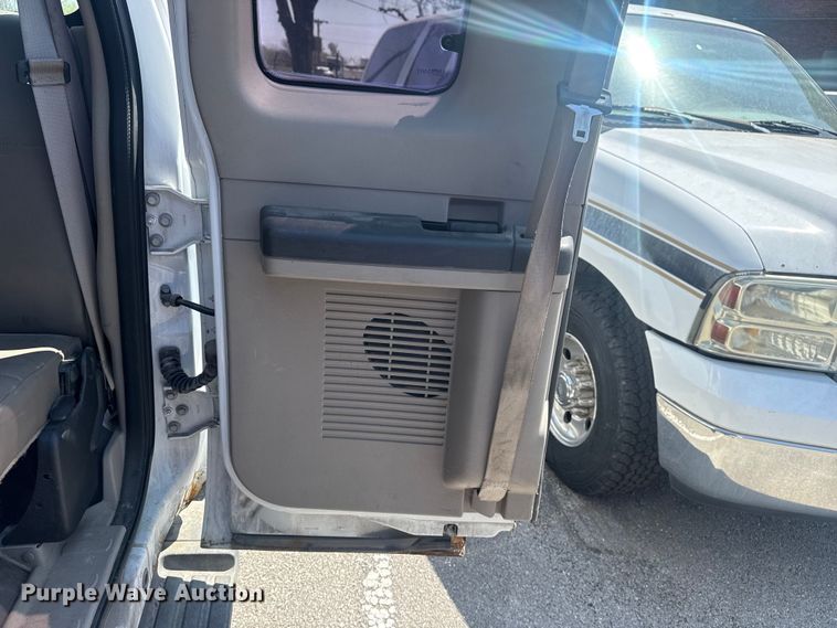 image for item FB8726 2008 Ford F250 Super Duty Ext. Cab pickup truck