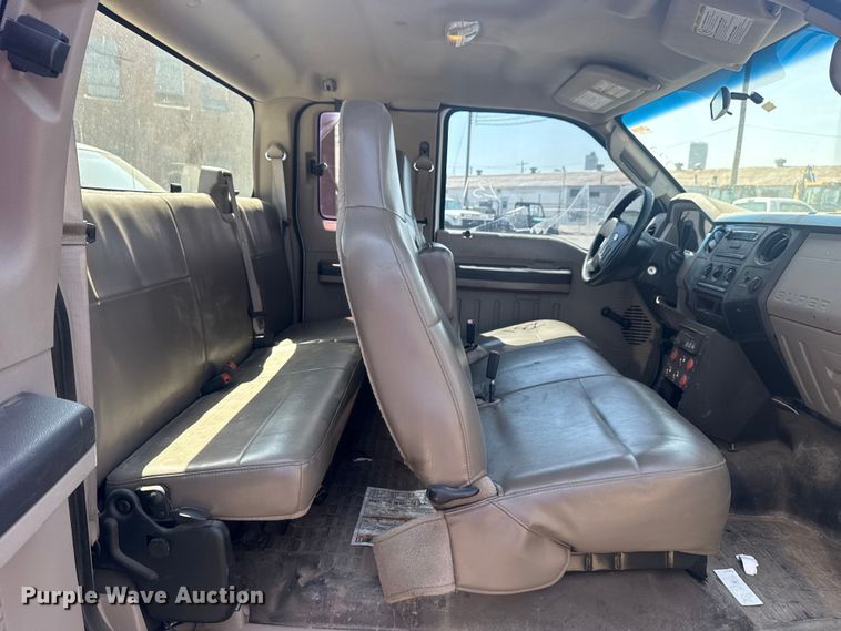 image for item FB8726 2008 Ford F250 Super Duty Ext. Cab pickup truck