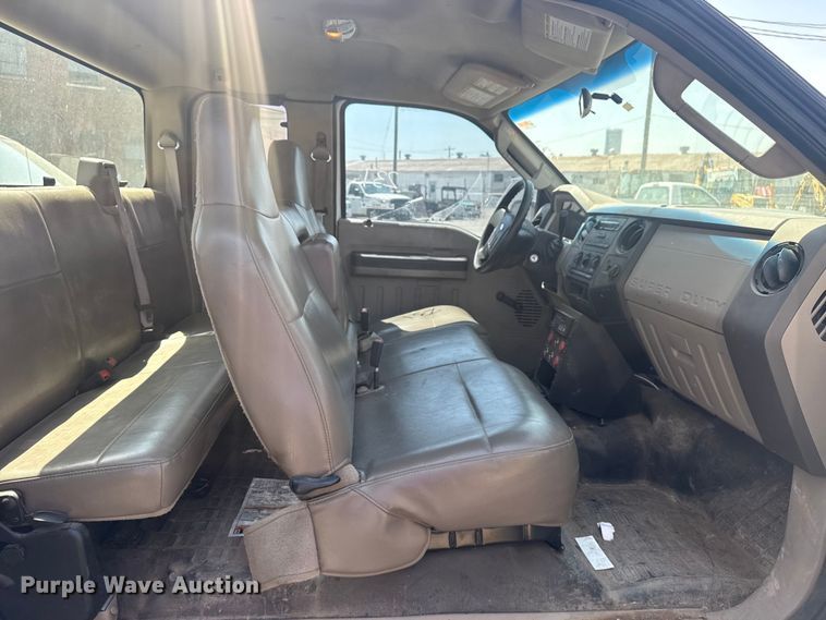 image for item FB8726 2008 Ford F250 Super Duty Ext. Cab pickup truck
