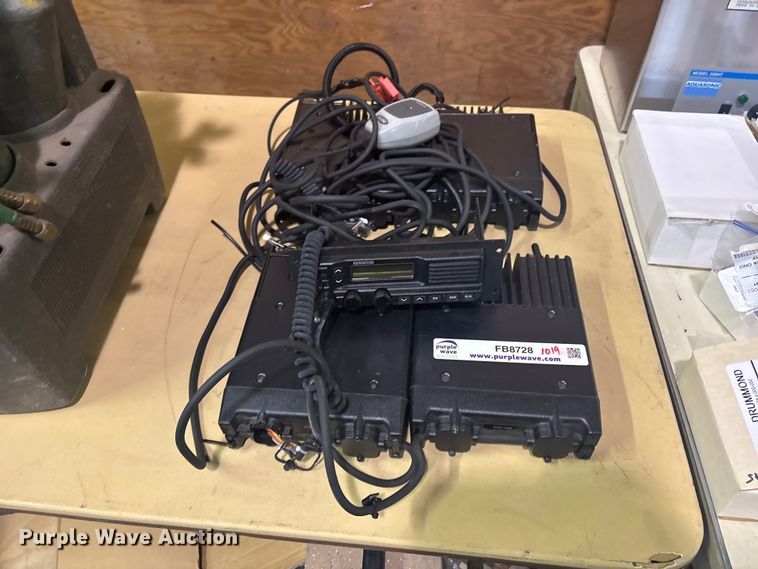 image for item FB8728 Kenwood TK-890 two-way radio