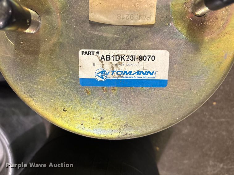 image for item FB8736 Air suspension components