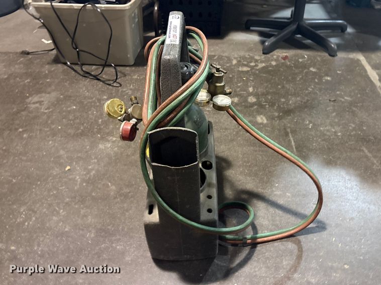 image for item FB8737 Torch bottles