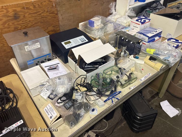image for item FB8745 Lab equipment