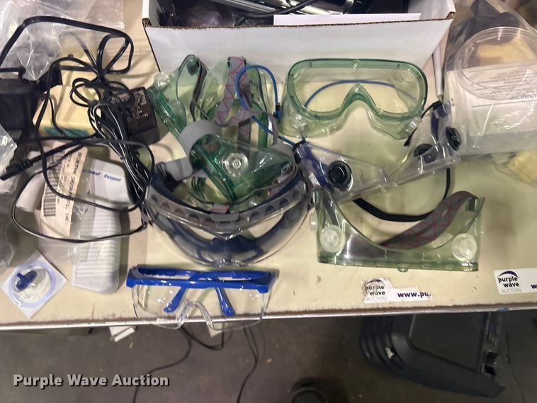 image for item FB8745 Lab equipment