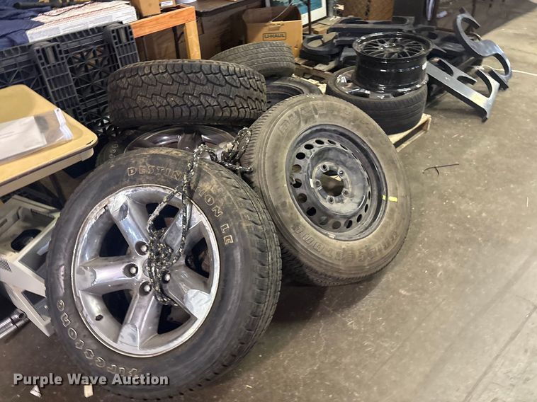 image for item FB8746 Tires and wheels