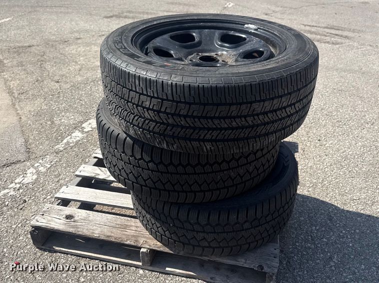 image for item FB8749 (4) Goodyear Eagle tires