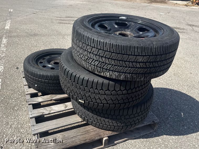 image for item FB8749 (4) Goodyear Eagle tires