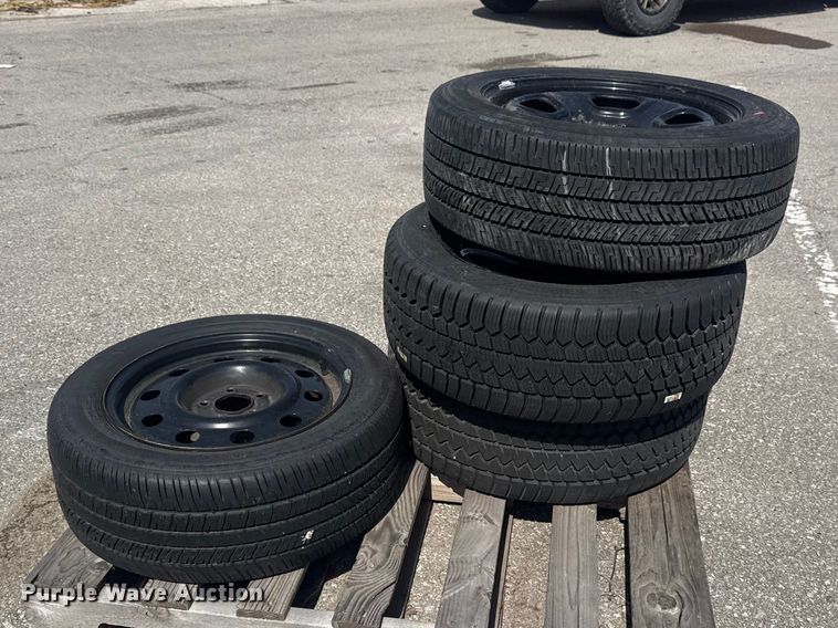 image for item FB8749 (4) Goodyear Eagle tires