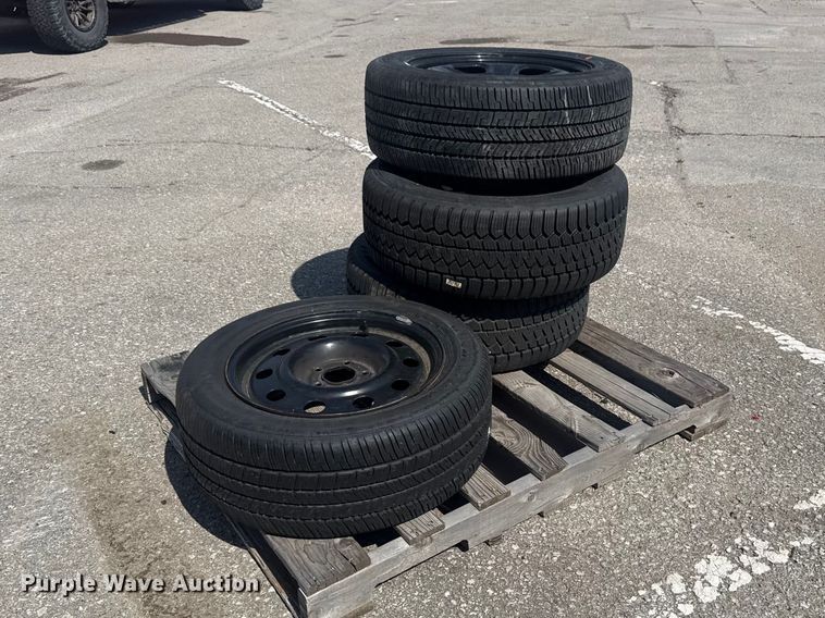 image for item FB8749 (4) Goodyear Eagle tires