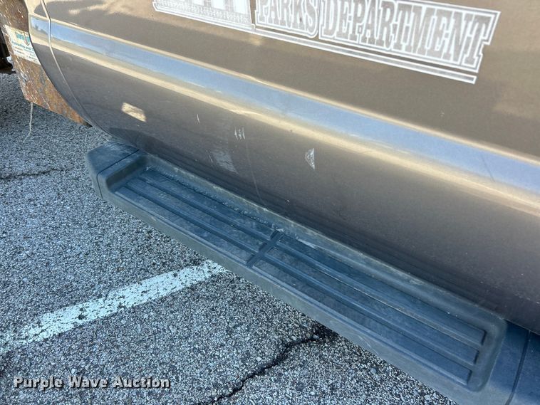 image for item FC5159 2009 Ford F450 XL Super Duty dump truck