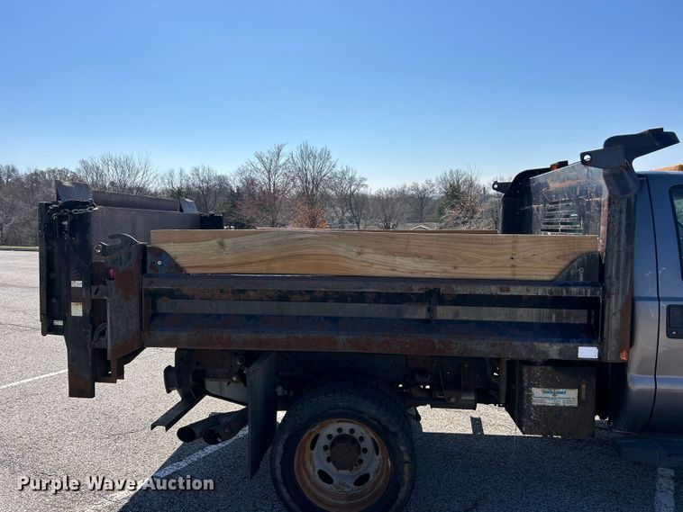 image for item FC5159 2009 Ford F450 XL Super Duty dump truck