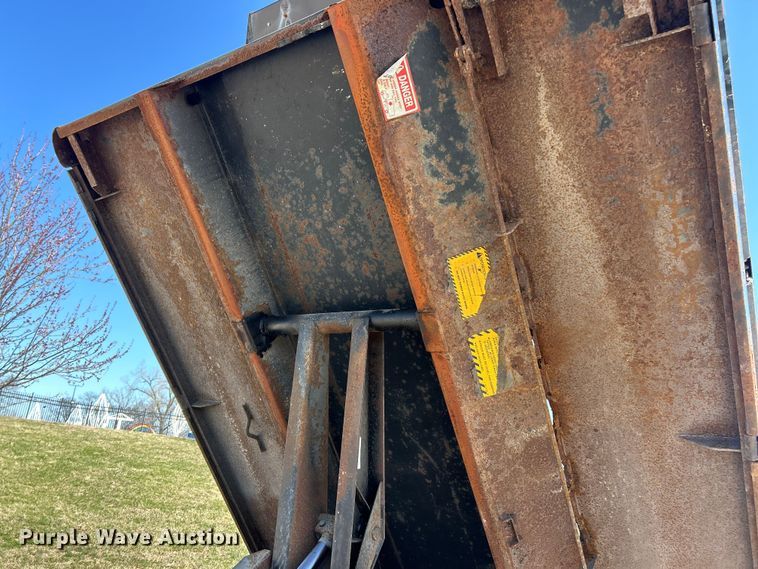 image for item FC5159 2009 Ford F450 XL Super Duty dump truck