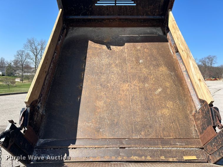 image for item FC5159 2009 Ford F450 XL Super Duty dump truck