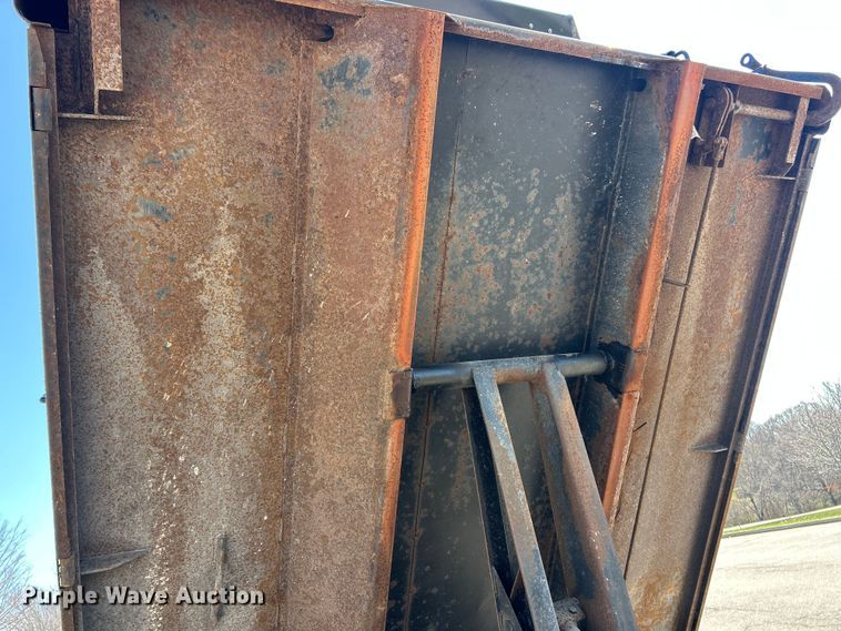 image for item FC5159 2009 Ford F450 XL Super Duty dump truck