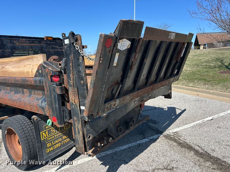 image for item FC5159 2009 Ford F450 XL Super Duty dump truck