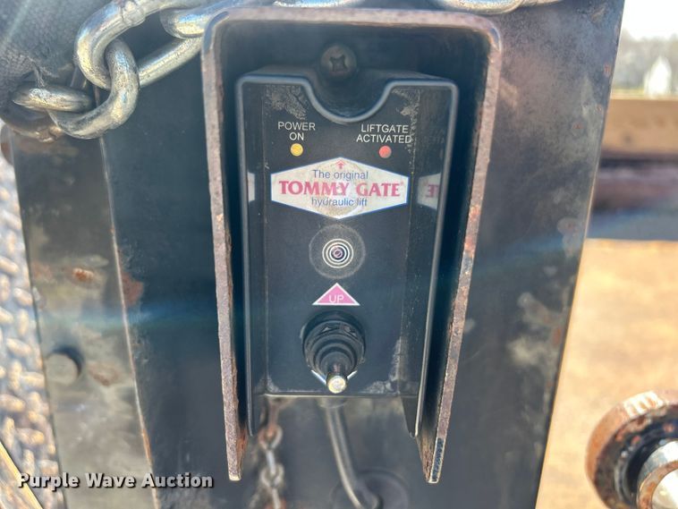 image for item FC5159 2009 Ford F450 XL Super Duty dump truck