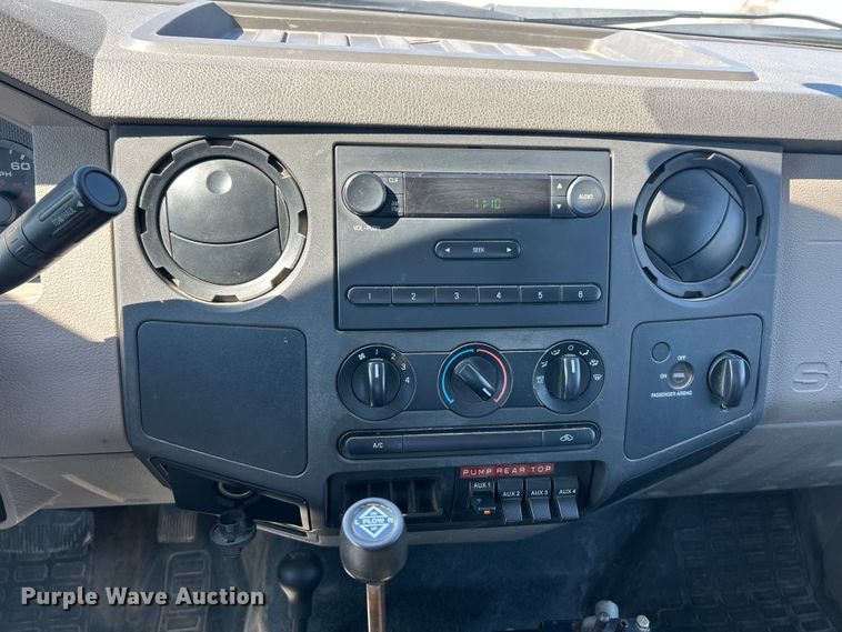 image for item FC5159 2009 Ford F450 XL Super Duty dump truck