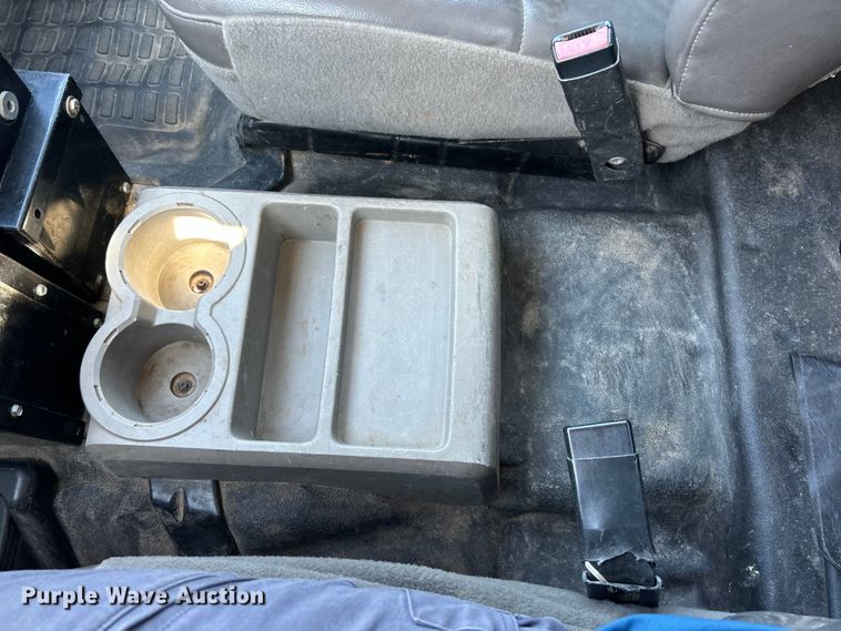 image for item FC5159 2009 Ford F450 XL Super Duty dump truck