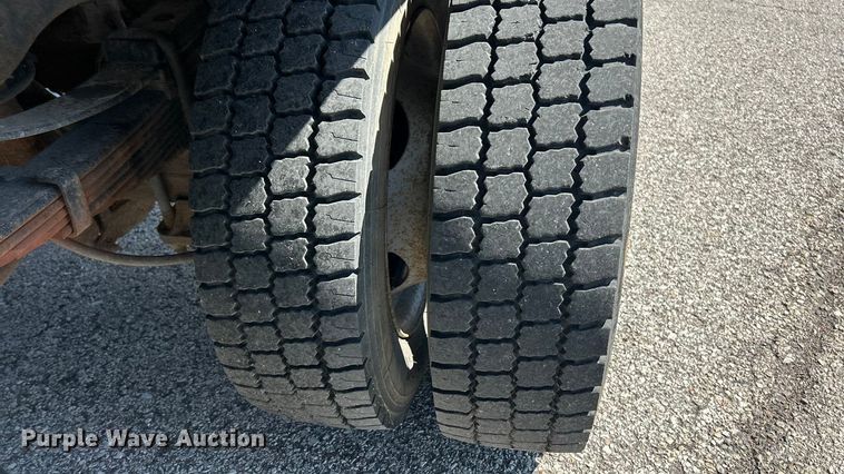 image for item FC5159 2009 Ford F450 XL Super Duty dump truck