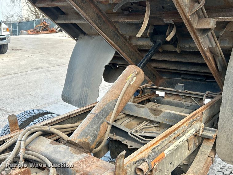 image for item FC5222 2012 Ford F450 XL Super Duty dump truck