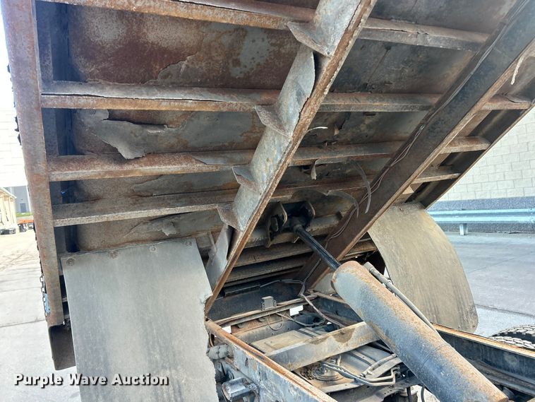 image for item FC5222 2012 Ford F450 XL Super Duty dump truck