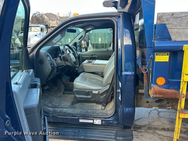 image for item FC5222 2012 Ford F450 XL Super Duty dump truck